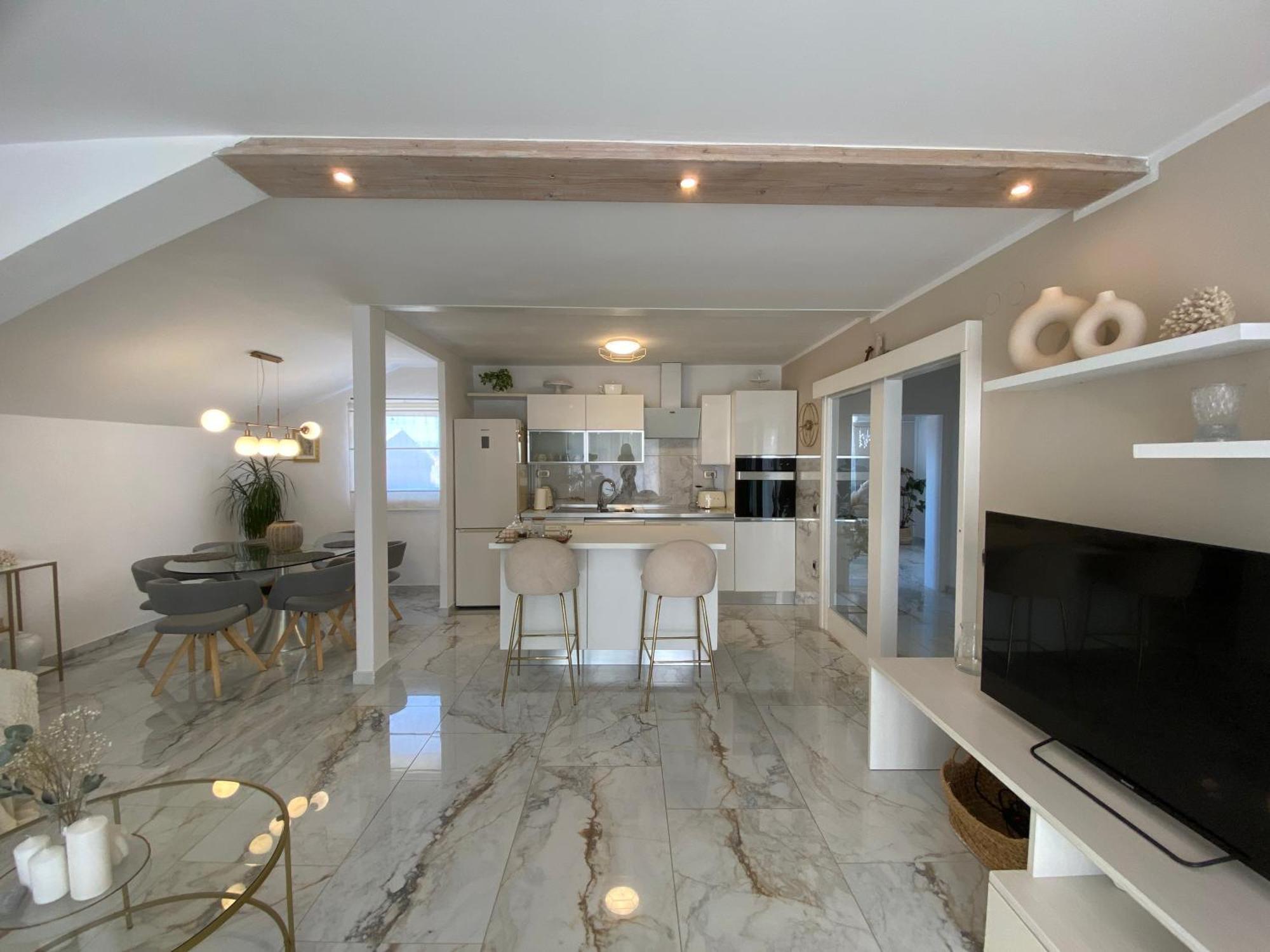 Apartman Bartol Betina  Exterior photo